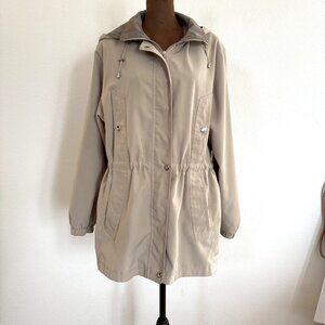 Gallery Women's Size L Tan Water Resistant Zip Front Hooded Rain Jacket